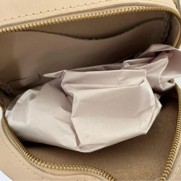 Portland Leather Circle Crossbody Large Bone - Picture 5 of 8